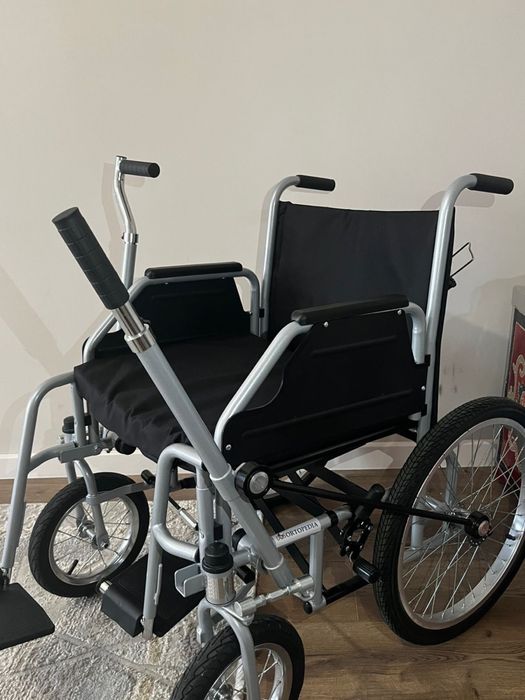 Инвалидная коляска с рыжачным приводом