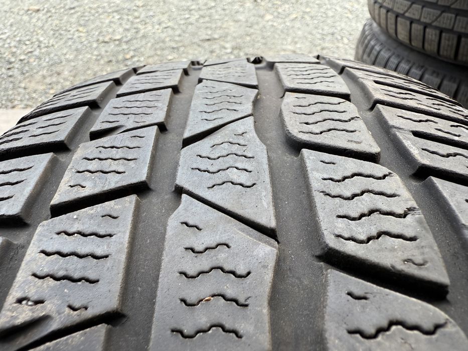 4бр. Зимни Гуми С Борд 215/60R/16 -CONTINENTAL- DOT:2918- 5.7мм+4.2мм