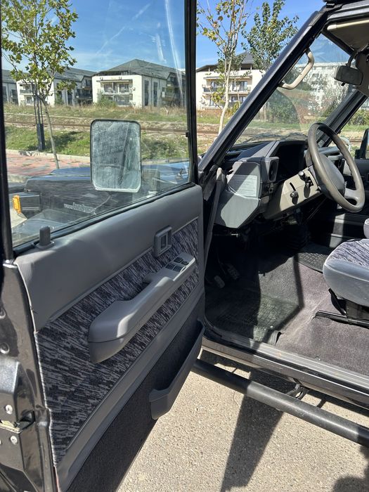Toyota Land Cruiser HZJ 73