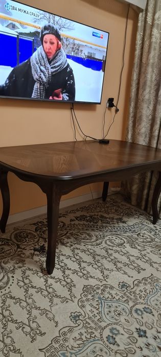 Стол деревянный, орех цвет