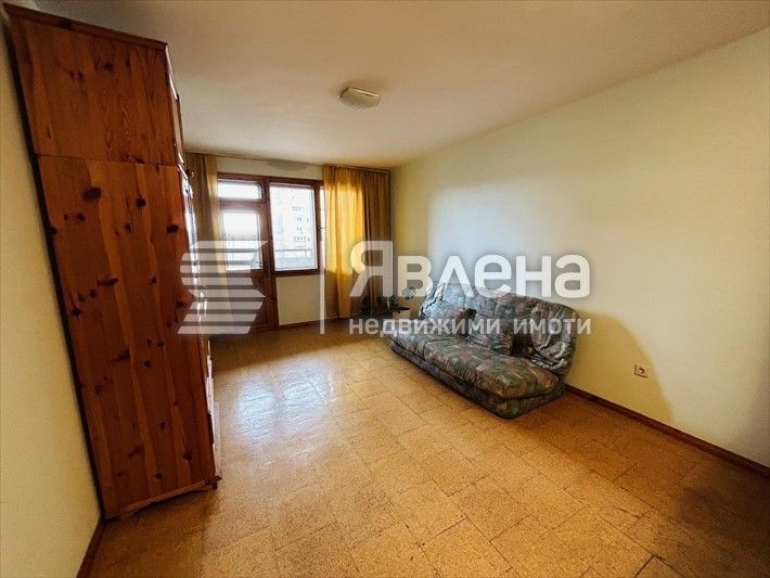 Продава се Тристаен апартамент в Варна, Окръжна болница - 110 кв.м за 1682 €/кв.м - Снимка #3