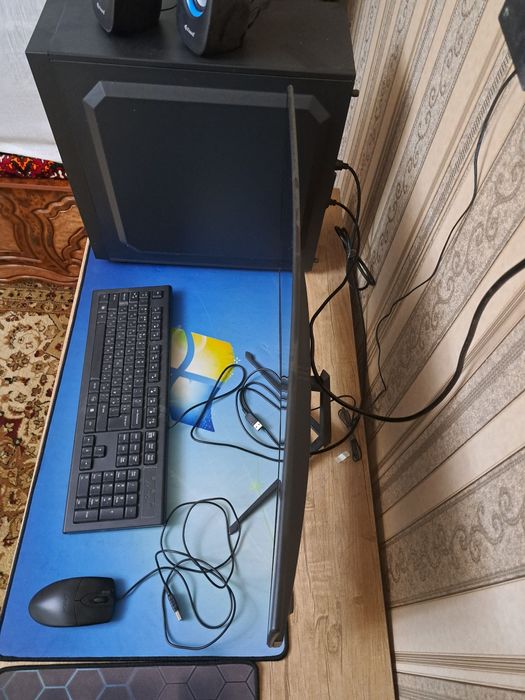 Продаётся монитор Xzeall 27