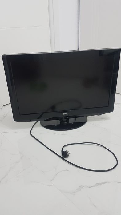 Vând televizor lcd lg