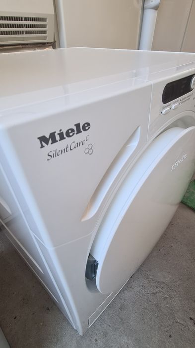 Сушилня Miele T7744C 6кг Пчелна пита