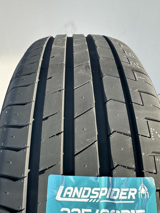 Нови летни гуми LANDSPIDER UHP 235/60R17 106V XL 2356017