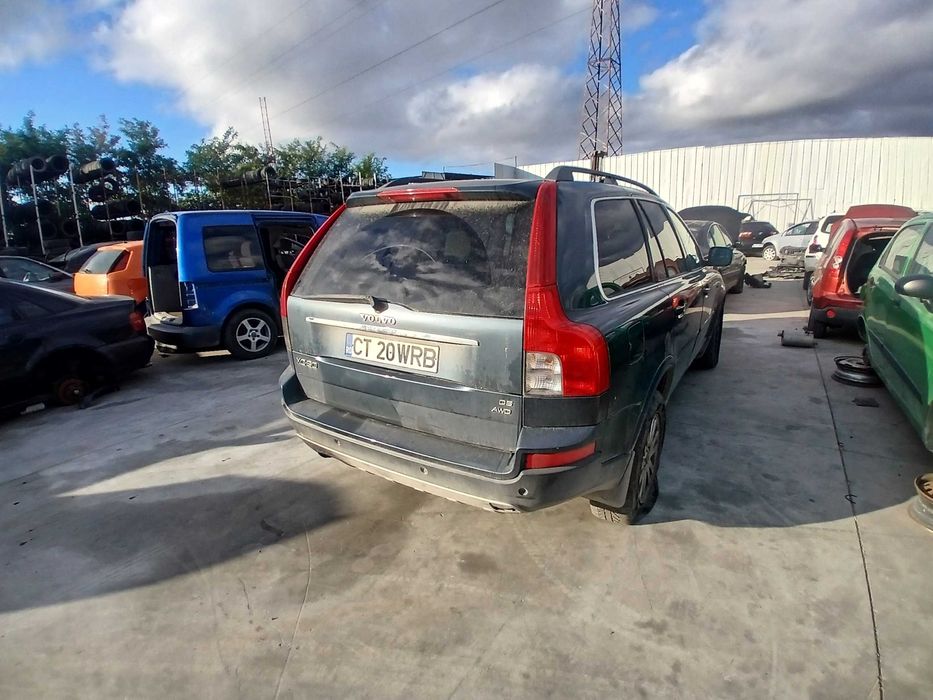 Dezmembram volvo xc 90