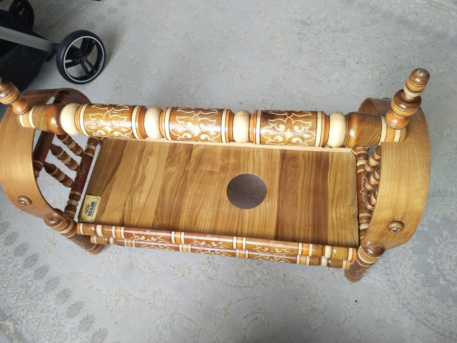 Бесік сатамын  ручная работа!