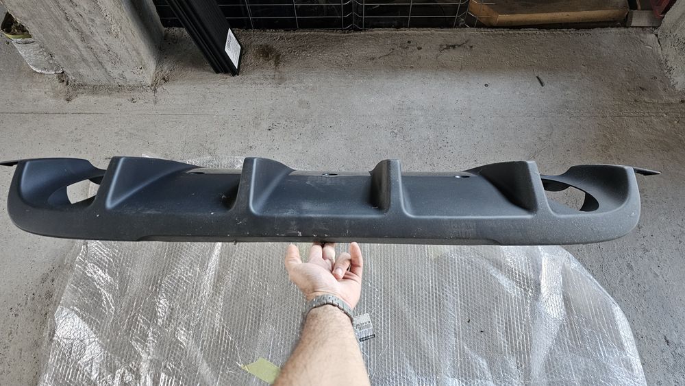 Scut spate(diffuser) Clio 3 RS 8200450985