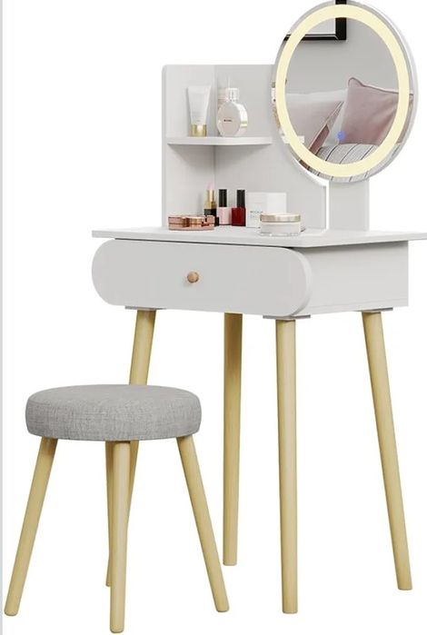 Дамска тоалетка с LED огледало + столче 6218