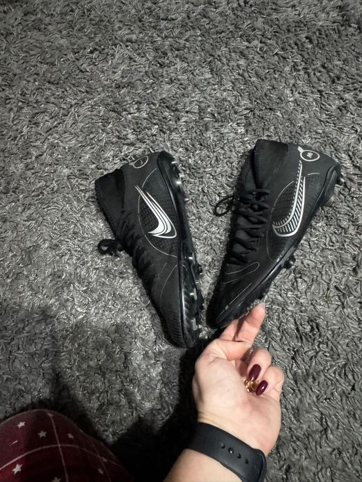 Ghete fotbal Nike marimea 42,5