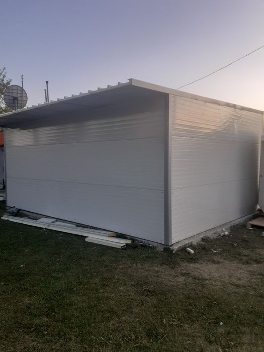 Vand container tip  garaj diferite mărimi  6x7
