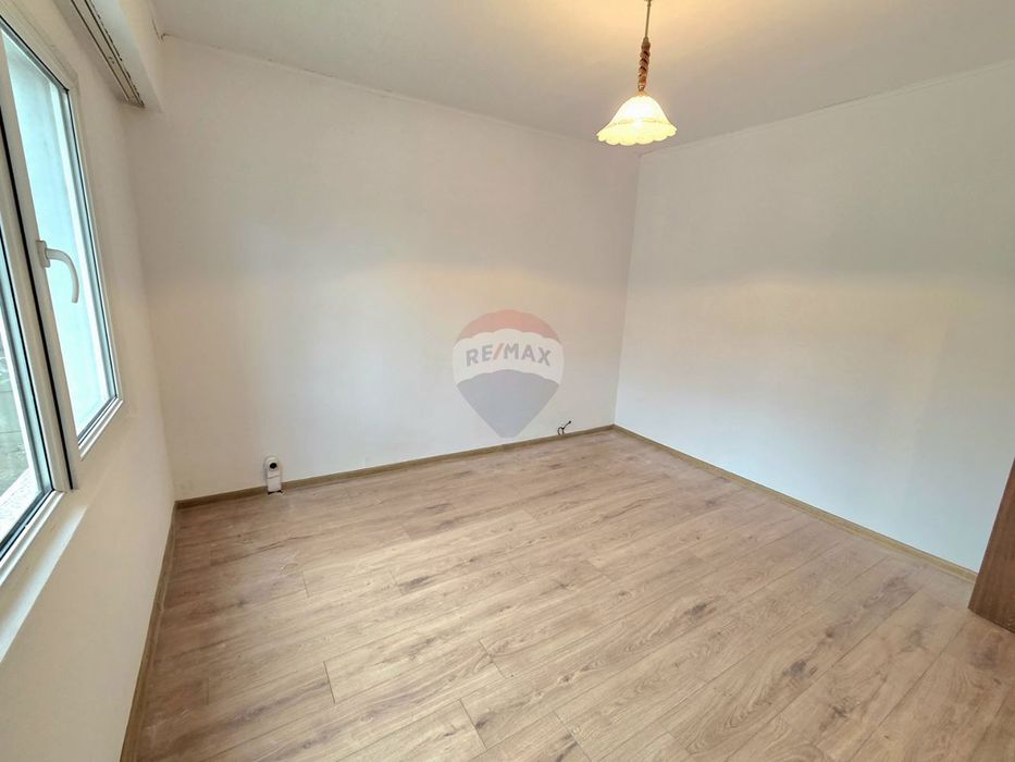 Продава се Двустаен апартамент в Варна, Младост 1 - 62 кв.м за 1003 €/кв.м - Снимка #10