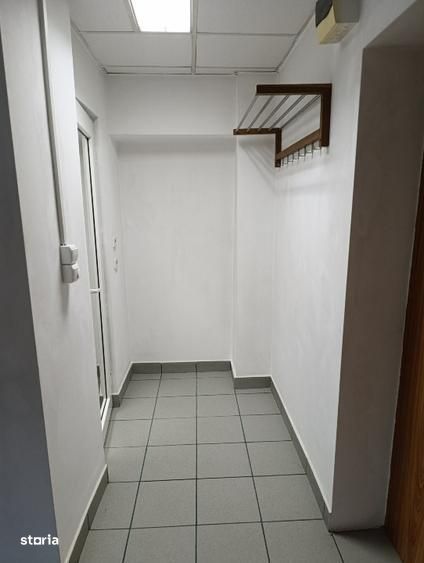 Apartament 1 camera la 12 minute Metrou Academia Militara, 8 minute de
