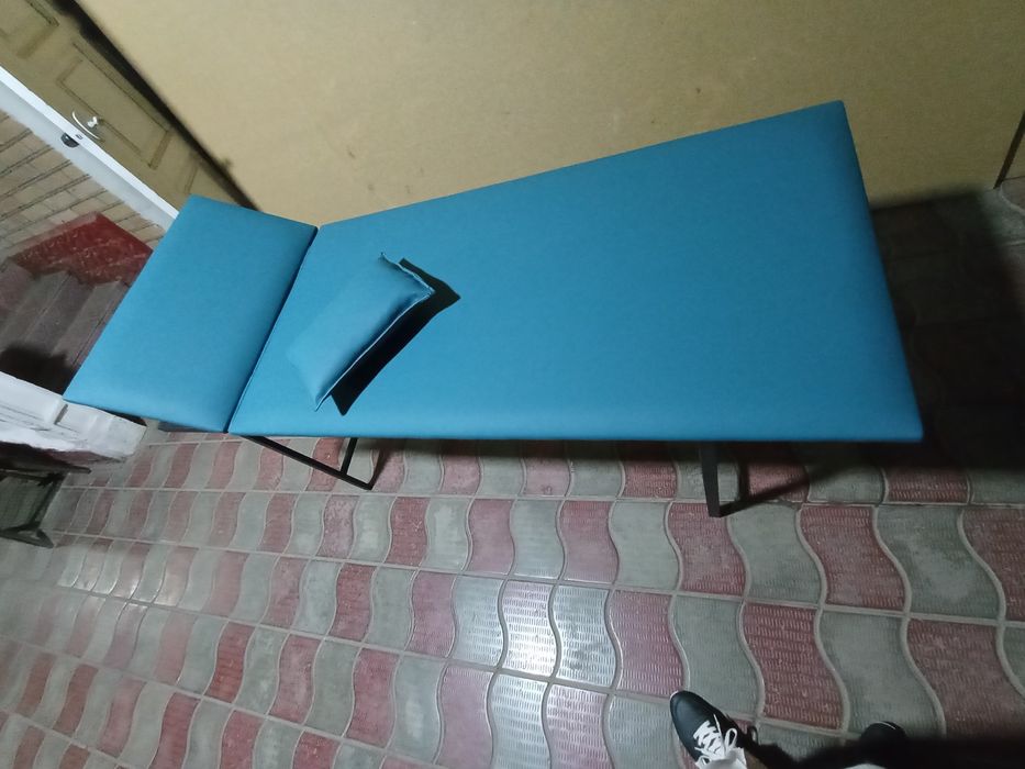 Кушетка масаж касметика стал