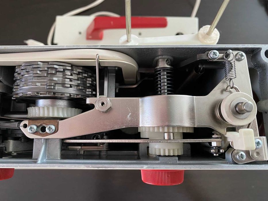 Шевна машина Bernina 900 Nova