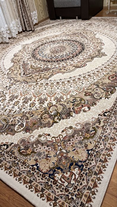 Продам большой ковёр в восточном стиле