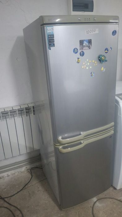 Продам холодильник