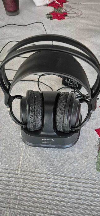 Home theater/cinema Panasonic SC-PT560 si casti wireless Panasonic