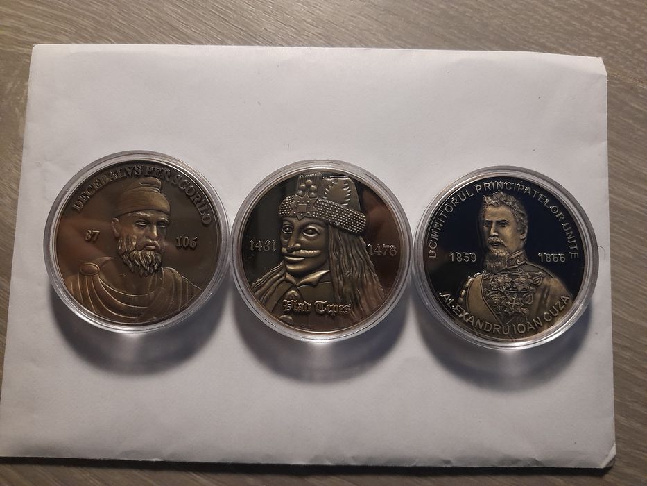 Medalioane cu Decebal, Cuza și Vlad Tepes
