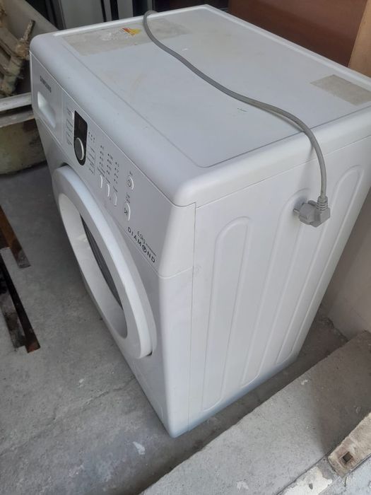 Стиральная машина автомат