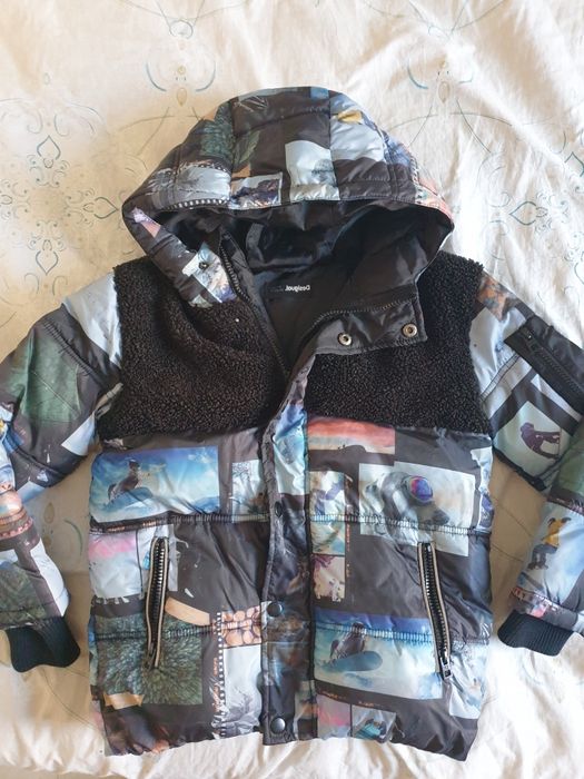 Geaca Desigual copii 7/8 ani