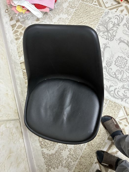 Кухонные стулья кол-во 4