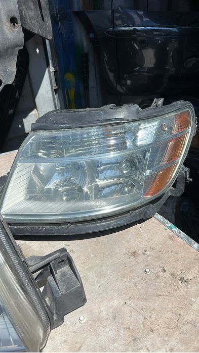 Фары на Ford Taurus