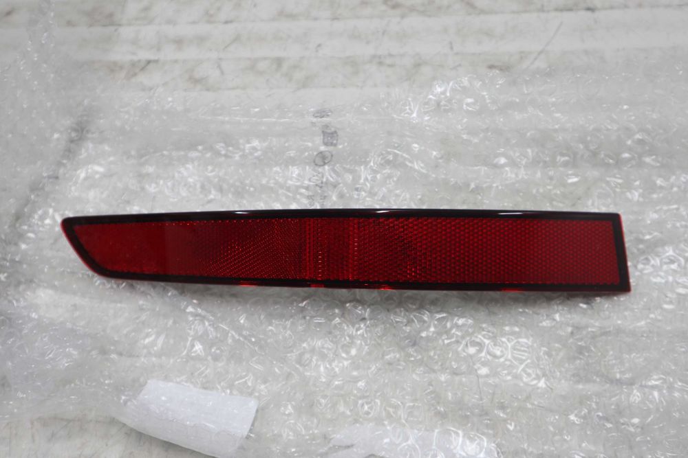 Чисто нов заден ляв рефлектор Заден ляв светлоотразител Шкода Кодиак