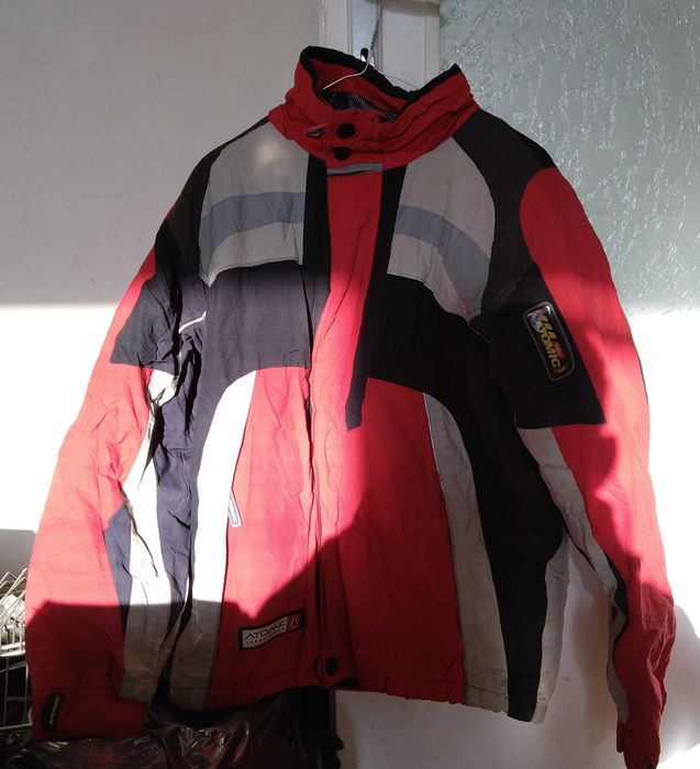 Ски яке и панталон "Atomic", ръкавици"Reush"/"Rosignol", очила, щеки