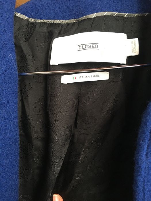 Синьо палто 100% вълна CLOSED, като ново М