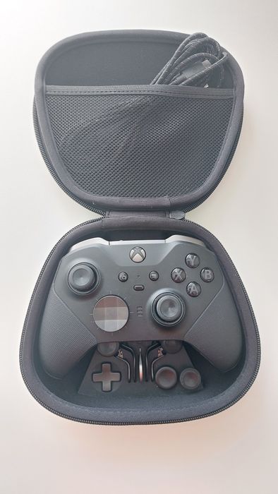 Xbox Xbox Elite Controller Series 2 - пълен комплект