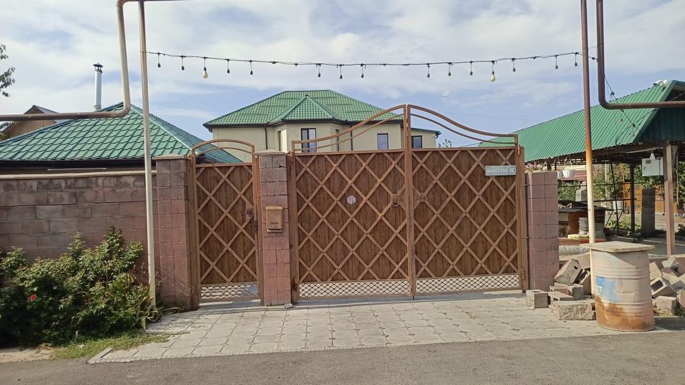 Продам ворота с калиткой