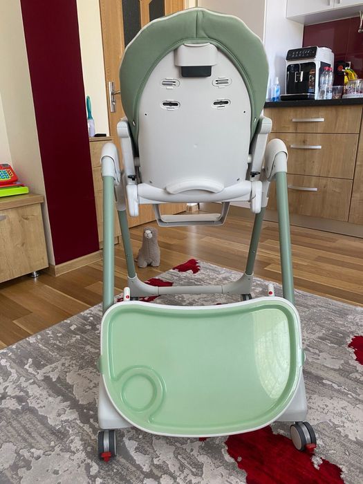 Scaun de masă Peg Perego Prima Pappa Follow Me – stare foarte bună