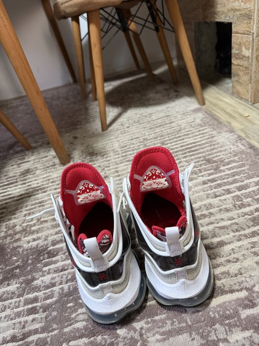 Nike Lebron 19 Sketch