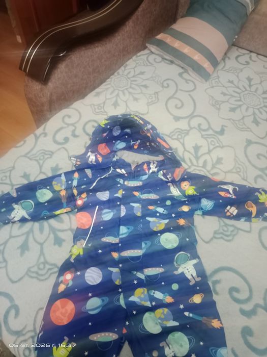 Продам детский комбинезон