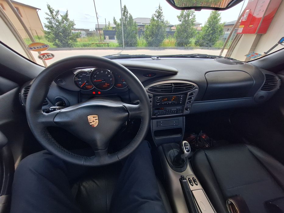Porsche Boxster 986  2.5 manual, clima,complet restaurat
