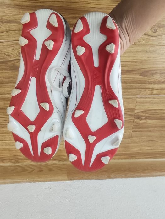 Ghete fotbal cu crampoane  Adidas copii m 31