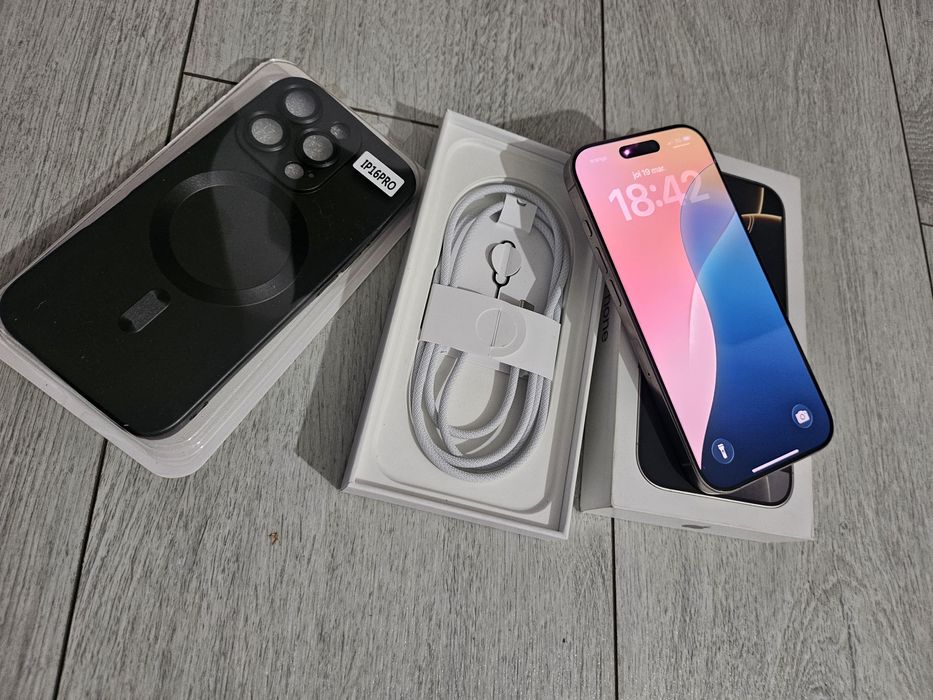 Vand Iphone 16 Pro 256 Gb neverlocked nefolosit (16 cicluri incarcare)