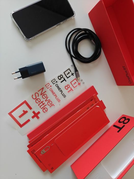 OnePlus 8T (8/128GB) – КАТО НОВ, без нито една драскотина! Пълен компл