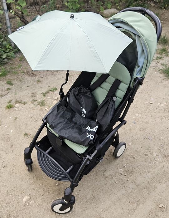 Carucior BABYZEN YOYO² IMPECABIL culoare peppermint + 4 accesorii