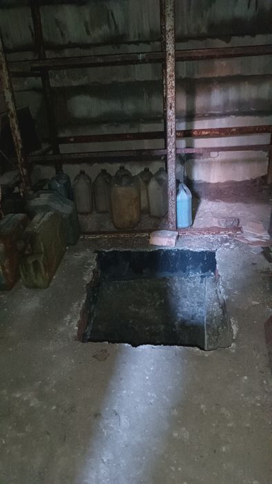 Продам гараж на прохладно