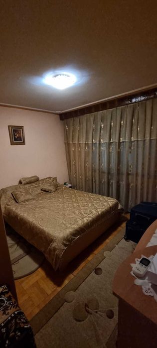 Închiriez ap. 3 camere decomandat, NICOLINA CUG lângă Lidl