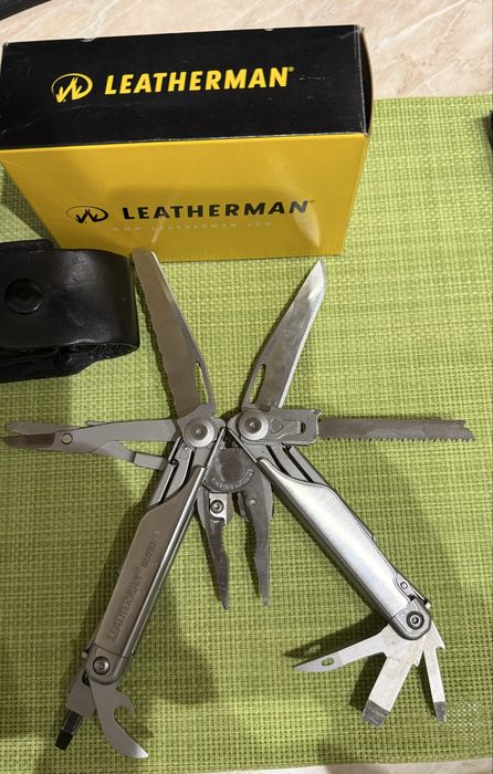 Leatherman Surge multitool USA cu Toc piele inclus