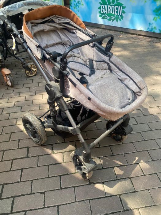 Продаю новые коляски