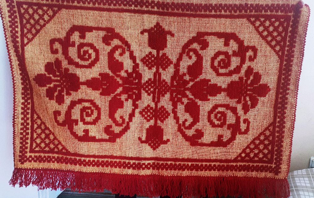 Килими и стъпки за механа-РЪЧНА ИЗРАБОТКА от домашна вълна