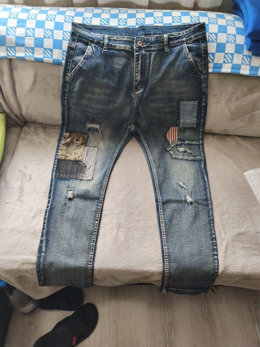 Мъжки дънки чисто нови