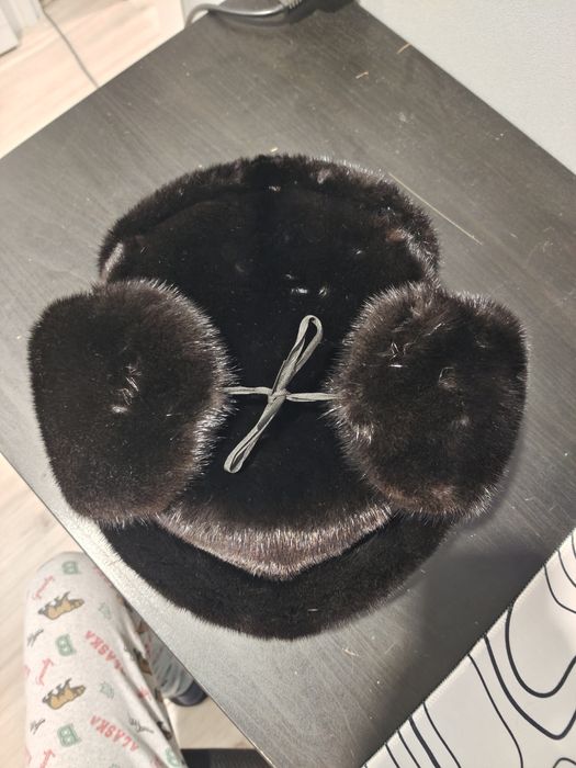 Шапка чистая норка