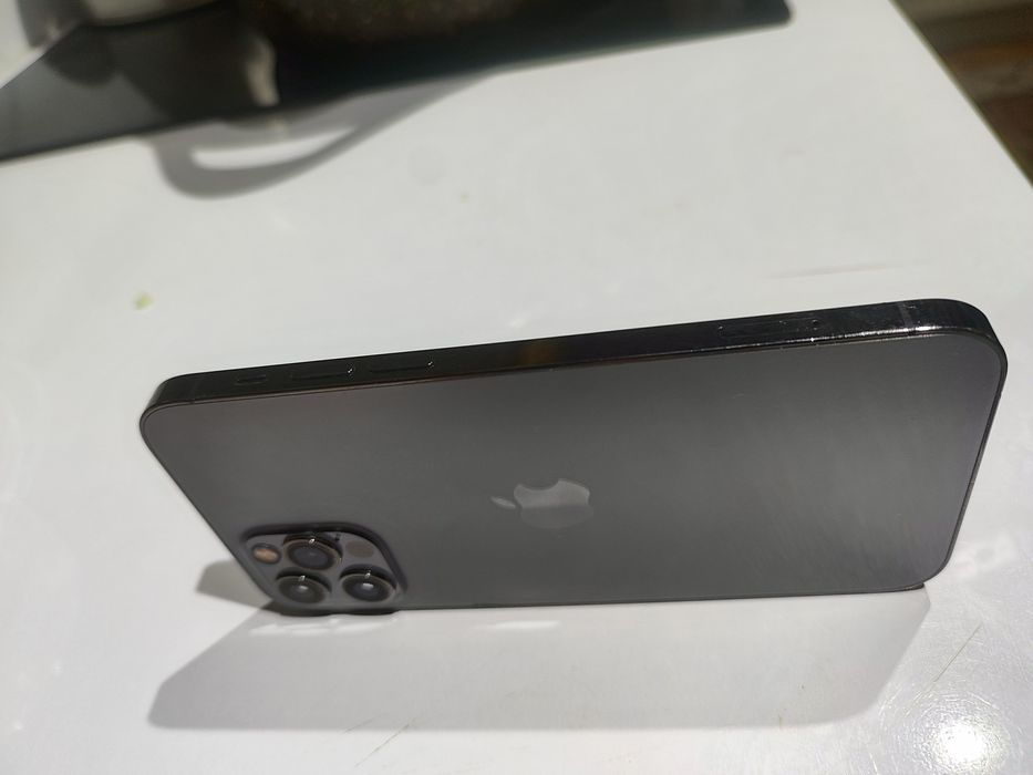 iPhone 12 про 128 Гб