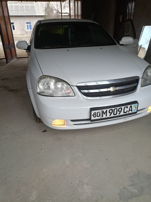 Lasetti 1.8 2011 yil