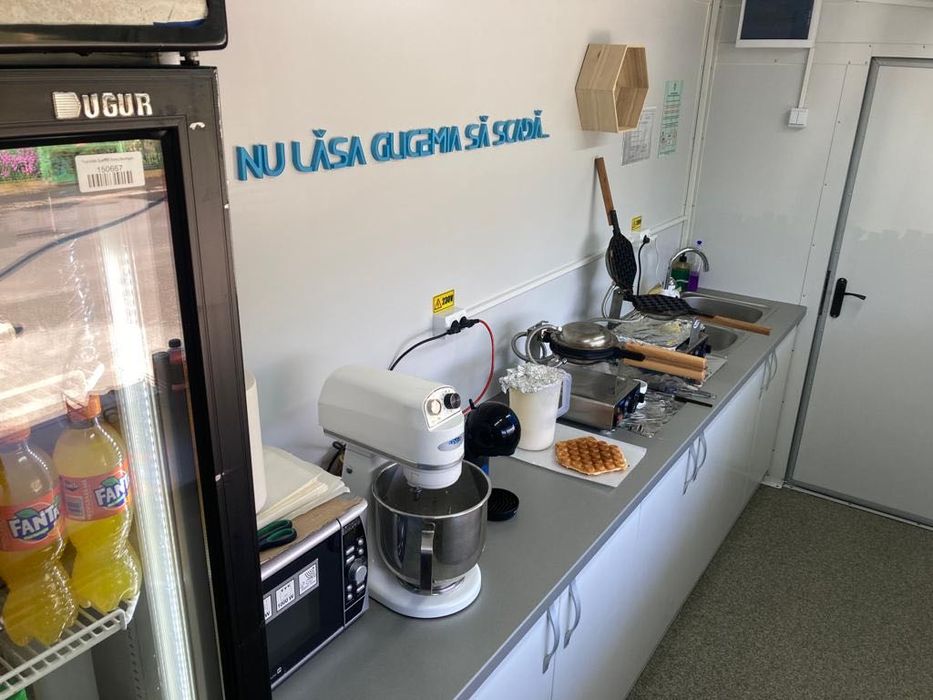 Rulotă fast food de închiriat